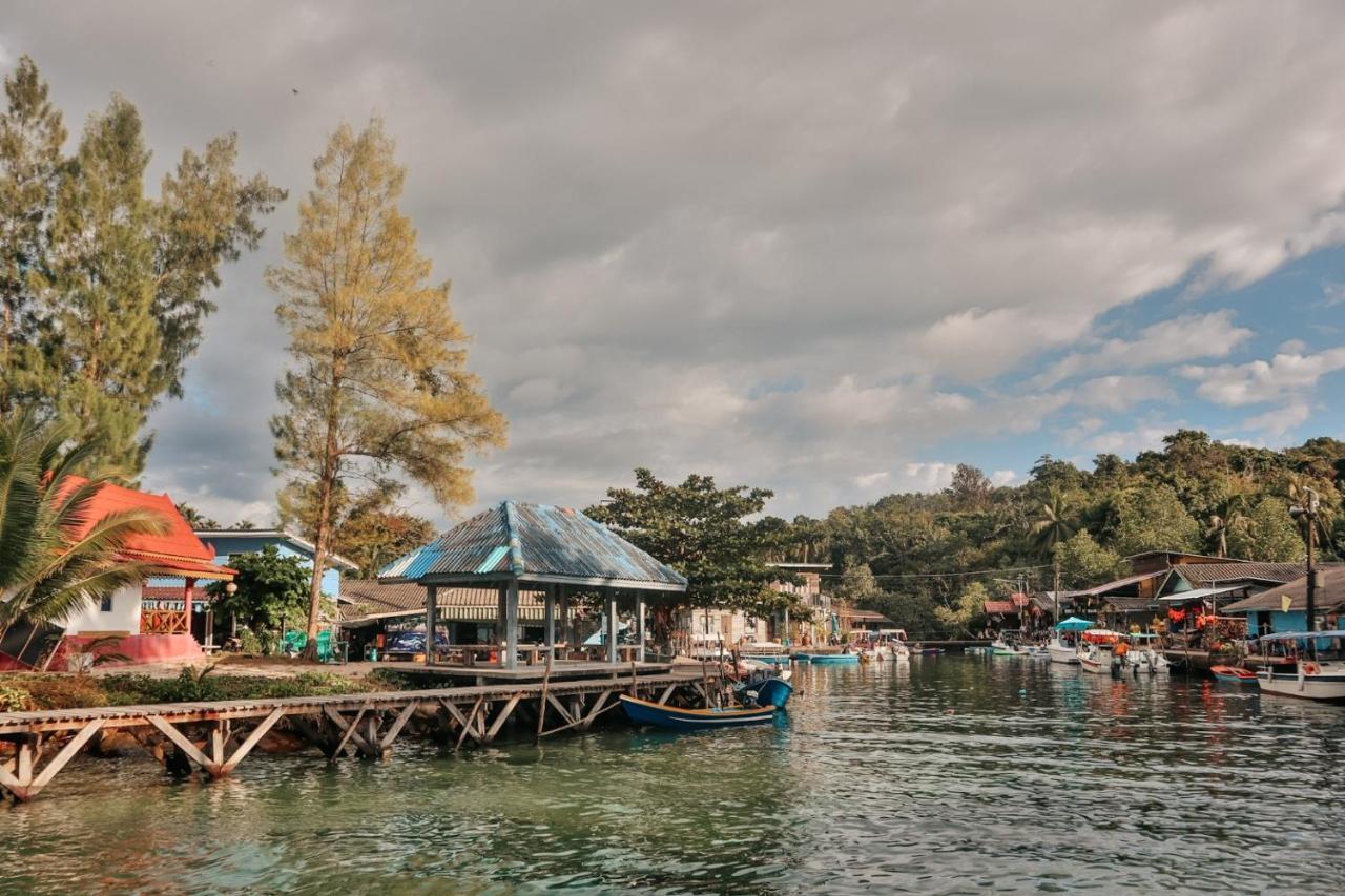Baan Rabieng Talay Homestayบ้านระเบียงทะเล โฮมสเตย์เกาะกูด Ko Kut Eksteriør billede