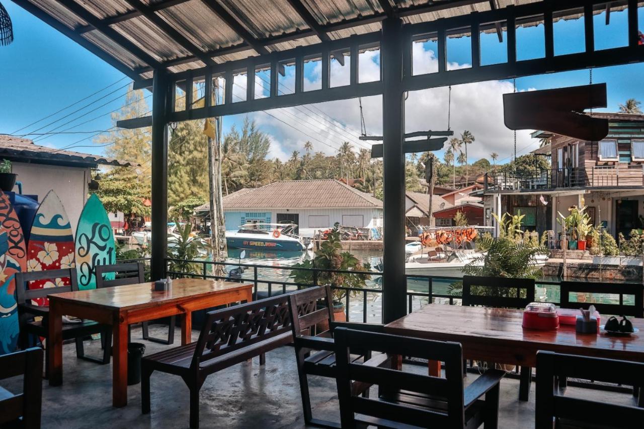 Baan Rabieng Talay Homestayบ้านระเบียงทะเล โฮมสเตย์เกาะกูด Ko Kut Eksteriør billede